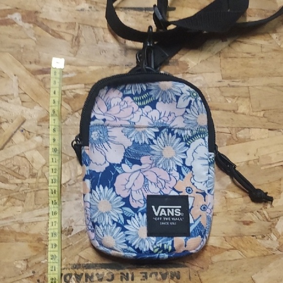 Vans Floral Patterned Crossbody - Picture 2 of 5